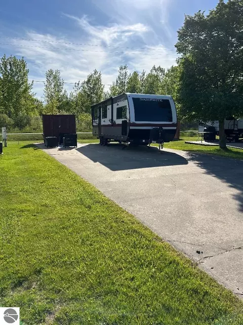3675 E Michigan Ave, Au Gres, MI 48703