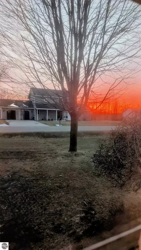Exterior - 2899 Midshipman Dr, Au Gres, MI 48703 photo 6 of 6