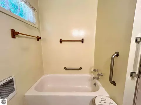 Bath - 5510 Ridge Rd, Luzerne, MI 48636 photo 3 of 5
