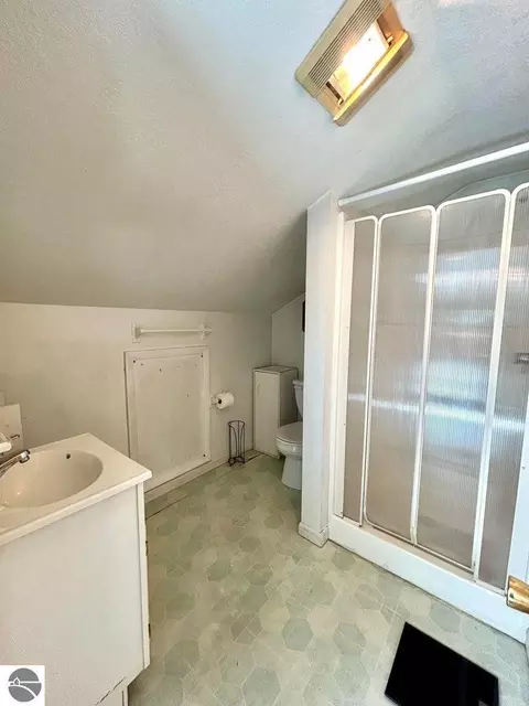 Bath - 5510 Ridge Rd, Luzerne, MI 48636 photo 4 of 5