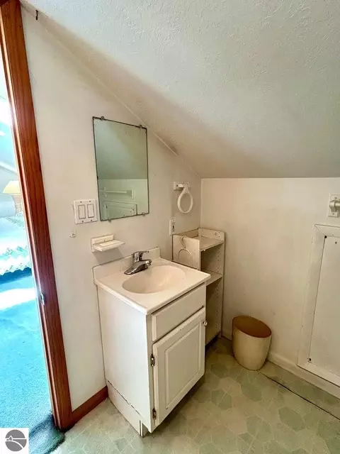 Bath - 5510 Ridge Rd, Luzerne, MI 48636 photo 5 of 5