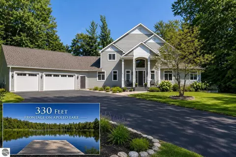 7344 Russ Noble Dr, Traverse City, MI 49685