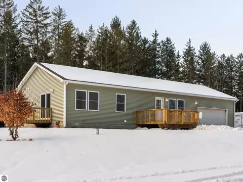 Tbb 5086 Red Maple Drive, Kalkaska, MI 49646