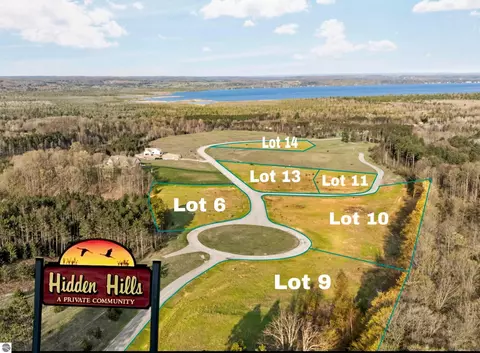 4787 Wonderview Ln NW, Rapid City, MI 49676
