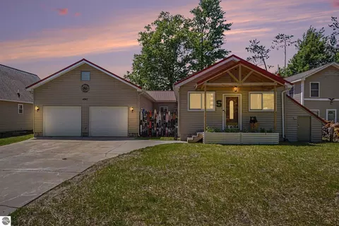 4847 Franklin St, Hale, MI 48739