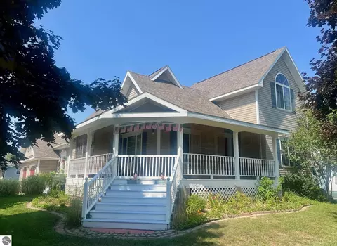 200 W Franklin St, East Tawas, MI 48730