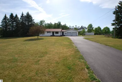Exterior - 3109 Lupton Rd, Lupton, MI 48635 photo 3 of 18
