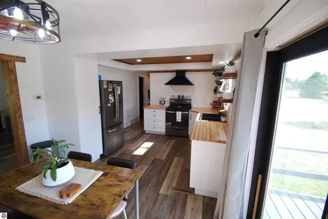 Kitchen - 3109 Lupton Rd, Lupton, MI 48635 photo 2 of 5