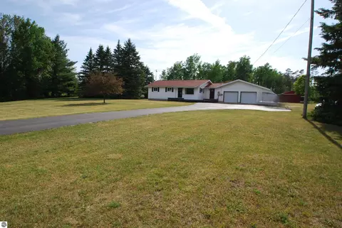 Exterior - 3109 Lupton Rd, Lupton, MI 48635 photo 2 of 18