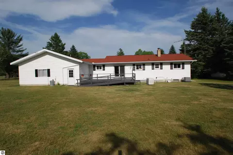 Exterior - 3109 Lupton Rd, Lupton, MI 48635 photo 13 of 18