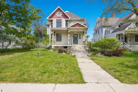 441 E State St, Traverse City, MI 49686