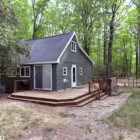3551 E Cedar Lake Dr, Greenbush, MI 48738