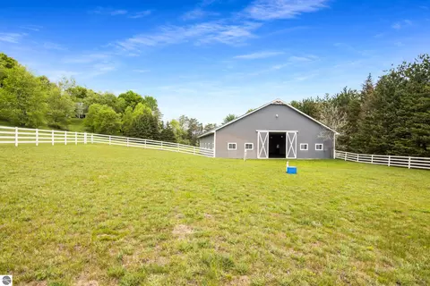 Exterior - 8401 S Sullivan Rd, Cedar, MI 49621 photo 11 of 20