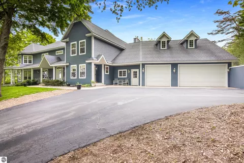 Exterior - 8401 S Sullivan Rd, Cedar, MI 49621 photo 3 of 20