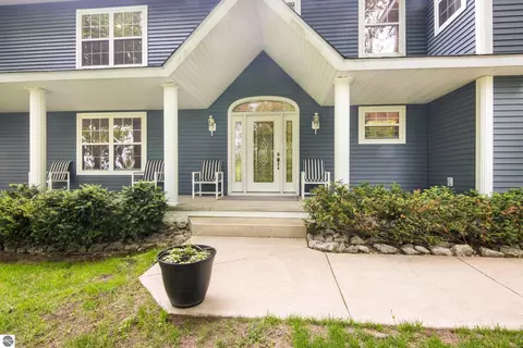 Exterior - 8401 S Sullivan Rd, Cedar, MI 49621 photo 4 of 17