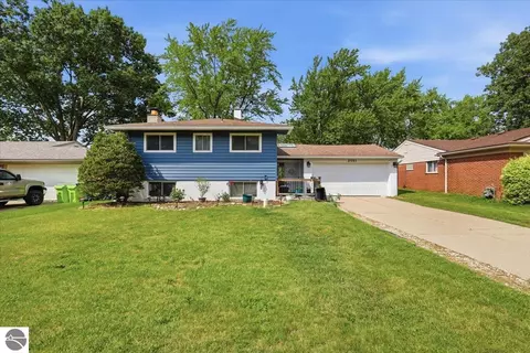 2561 Bingham, Auburn Hills, MI 48326