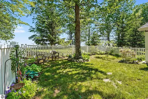 Exterior - 3434 Maple Rdg, Lupton, MI 48635 photo 8 of 10