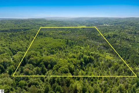 00 Aero Park Dr, Bellaire, MI 49615