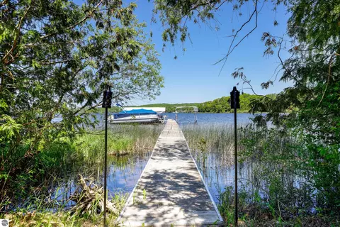 5493 Indian Trl, Frankfort, MI 49635