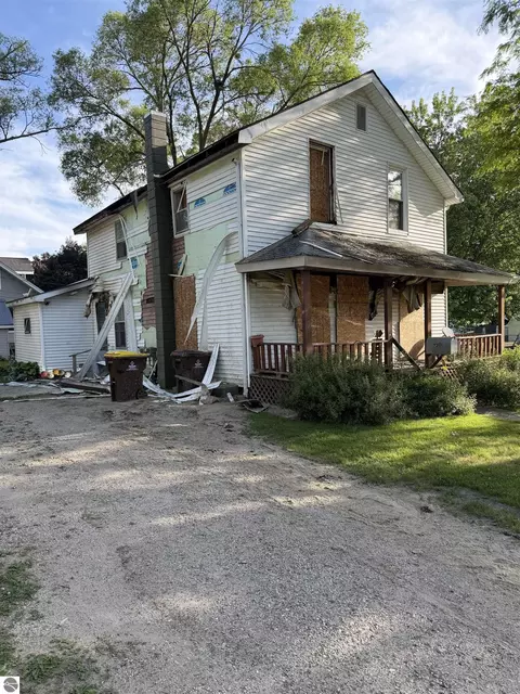 230 Ely St, Alma, MI 48801 photo 3