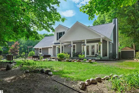 1395 W Long Lake Rd, Traverse City, MI 49684