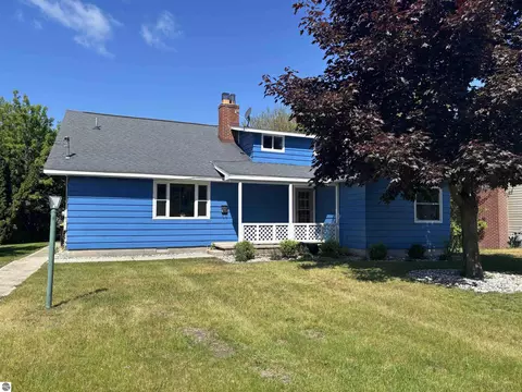 107 Adams, East Tawas, MI 48730
