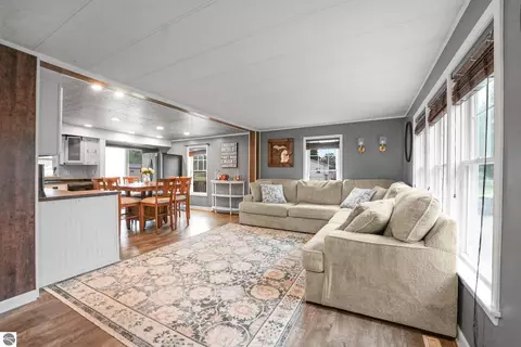 4535 Norton Dr, Grawn, MI 49637