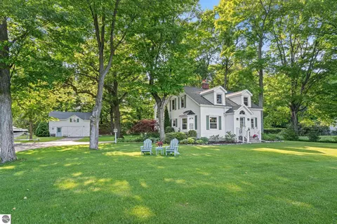 9714 SW Bay Shore Dr, Traverse City, MI 49684