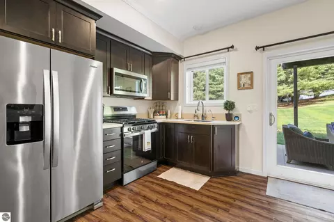 Kitchen - 3390 Epps Ln, Traverse City, MI 49686 photo 7 of 7