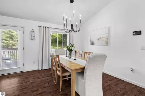 Dining - 3390 Epps Ln, Traverse City, MI 49686 photo 2 of 3