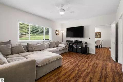 Living - 3390 Epps Ln, Traverse City, MI 49686 photo 6 of 8