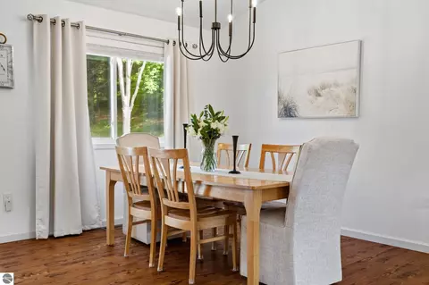 Dining - 3390 Epps Ln, Traverse City, MI 49686 photo 1 of 3