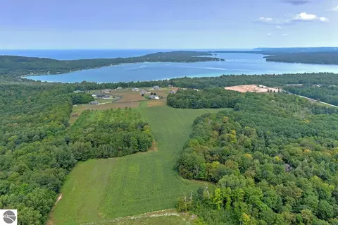 N Hoeft Road, Lake Leelanau, MI 49653