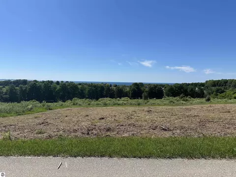 12 Foxview Dr, Charlevoix, MI 49720 photo 10
