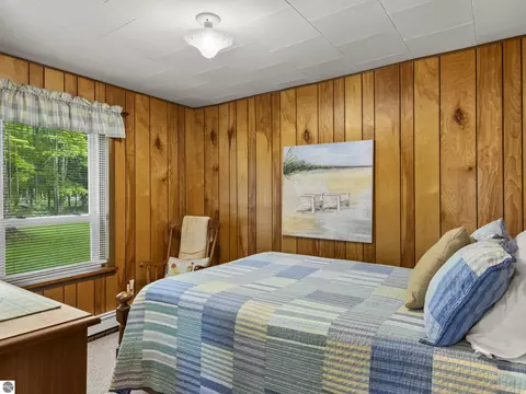 Bedroom - 8646 Deadstream Rd, Honor, MI 49640 photo 7 of 10