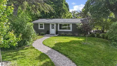 3792 Brook Dr, Traverse City, MI 49684