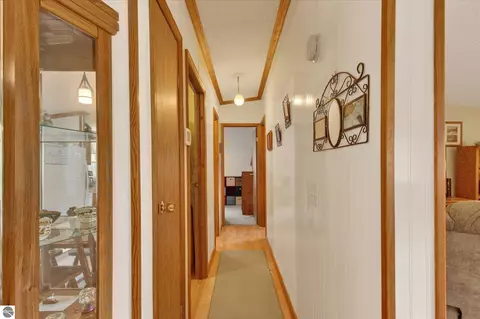 Entry Way - 3333 N Ferris Rd, Sumner, MI 48889 photo 2 of 3