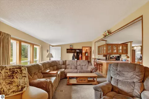 Living - 3333 N Ferris Rd, Sumner, MI 48889 photo 3 of 3