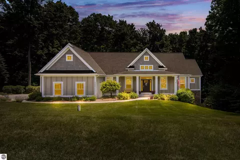 9390 E Summerfield Dr #15, Traverse City, MI 49684
