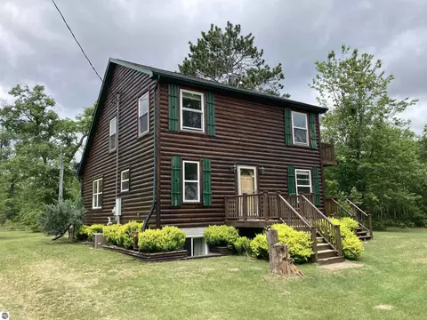 1875 Richardson Rd, Mio, MI 48647