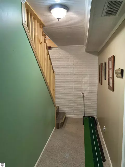 Entry Way - 1875 Richardson Rd, Mio, MI 48647 photo 4 of 6