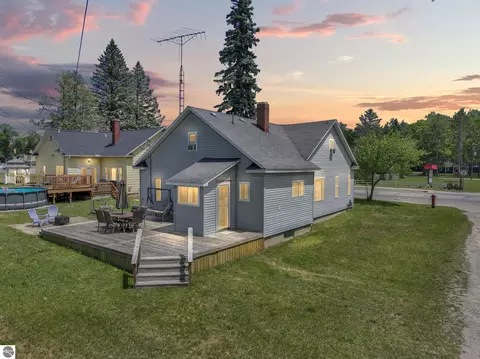 401 N Main St, Lake City, MI 49651