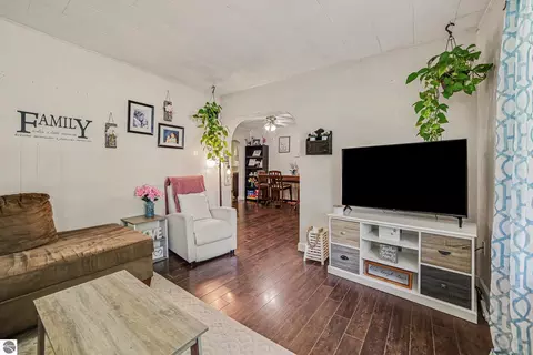 Living - 406 E May St, Mount Pleasant, MI 48858 photo 2 of 2