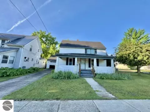 221 W Center St, Alma, MI 48801