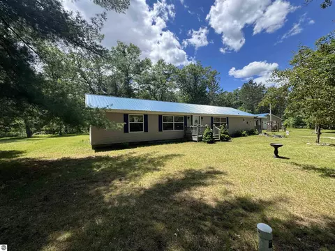 3308 Morrison Rd, West Branch, MI 48661
