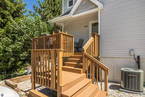 4138 Sherwood Forest Dr, Traverse City, MI 49686
