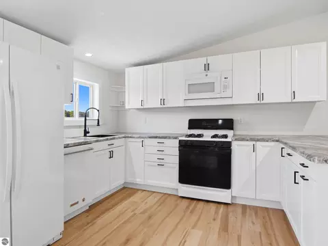 Kitchen - 8325 Schell Rd, Buckley, MI 49620 photo 1 of 3