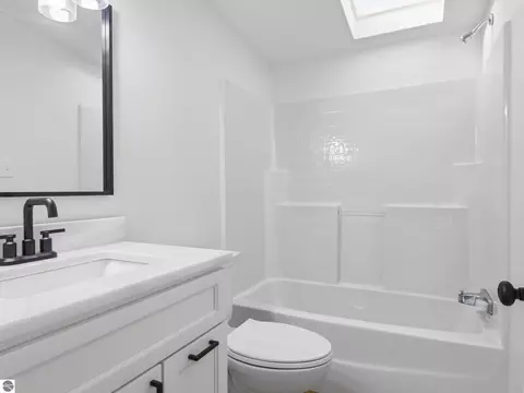 Bath - 8325 Schell Rd, Buckley, MI 49620 photo 3 of 3