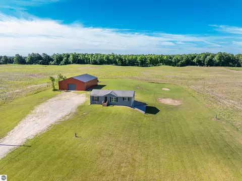 8325 Schell Rd, Buckley, MI 49620