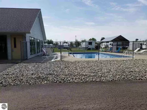 831 S Main St, Au Gres, MI 48703 photo 8